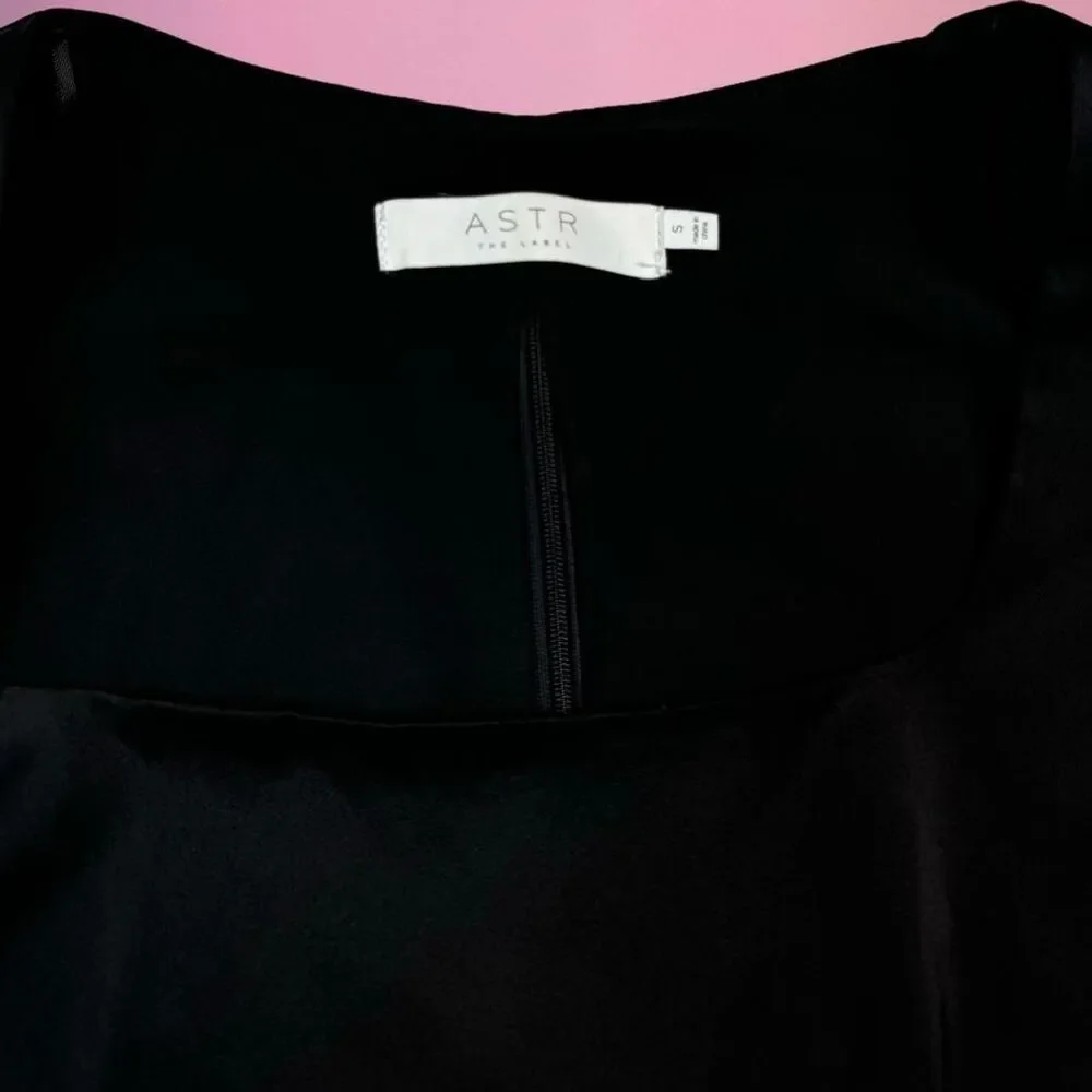Astr Black long sleeve satin Blouse - Picture 7 of 8
